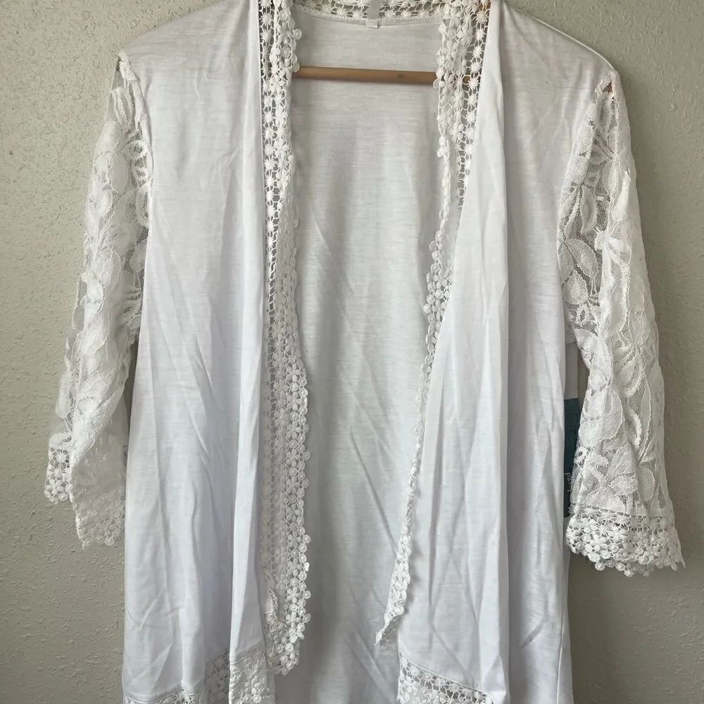 NWT Passport Women’s Cardigan Top Size Large